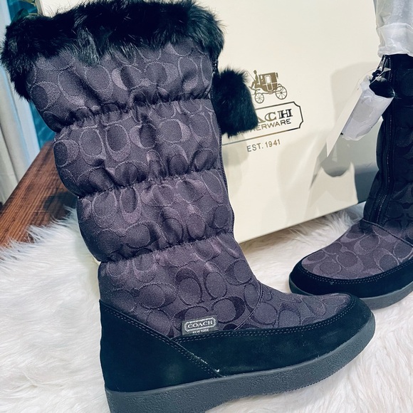NIB! Coach Theona Snow Boots in Black Signature Lined with Rabbit Fur - Picture 4 of 10